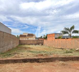 2 - Terreno/Lote