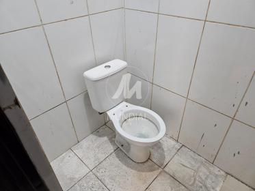 8 - Banheiro/lavabo
