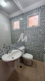 12 - Banheiro/lavabo