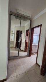 26 - Dormitorio