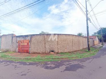 1 - Terreno/Lote