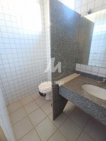 41 - Banheiro/lavabo