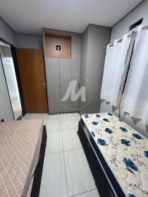 12 - Dormitorio