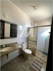 12 - Suite