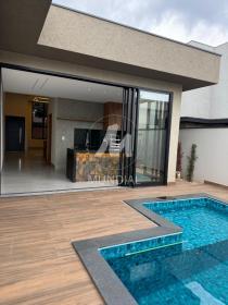 13 - Piscina