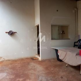 17 - Garagem/estacionamento
