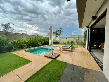 3 - Piscina