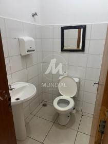13 - Banheiro/lavabo
