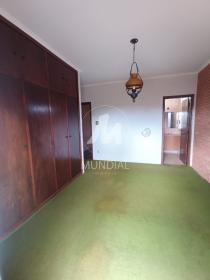 18 - Dormitorio