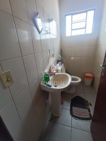 6 - Banheiro/lavabo