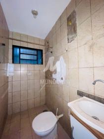12 - Banheiro/lavabo