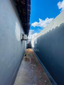 14 - Quintal/corredores