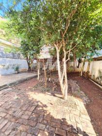11 - Quintal/corredores
