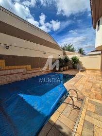 26 - Piscina