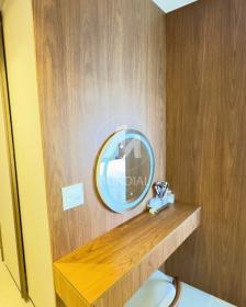 20 - Suite