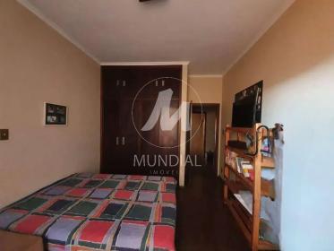 12 - Dormitorio