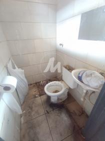 13 - Banheiro/lavabo