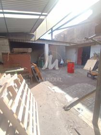 9 - Quintal/corredores