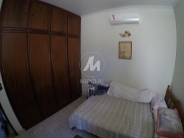 23 - Dormitorio