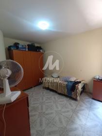 6 - Dormitorio
