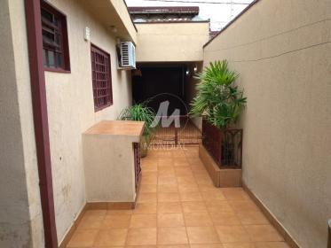 17 - Quintal/corredores