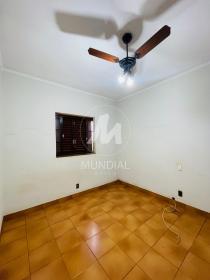 23 - Dormitorio