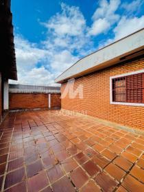 28 - Quintal/corredores