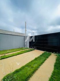 2 - Garagem/estacionamento