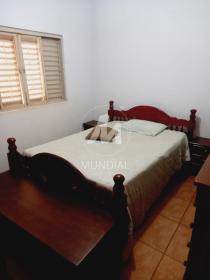 7 - Dormitorio