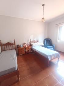 10 - Dormitorio