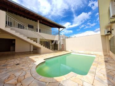 1 - Piscina