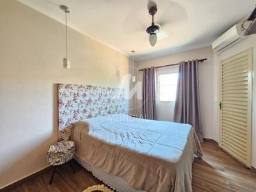 9 - Dormitorio