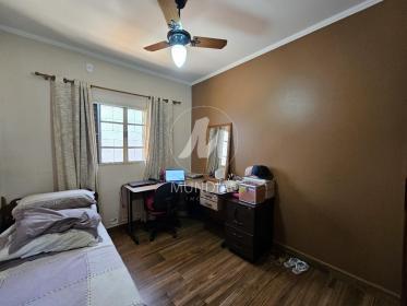 12 - Dormitorio