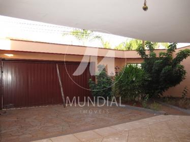 30 - Garagem/estacionamento