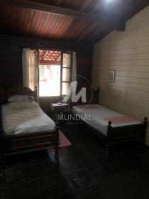 6 - Dormitorio