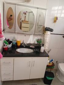 16 - Banheiro/lavabo