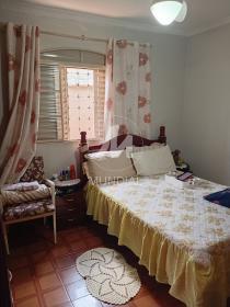 14 - Dormitorio