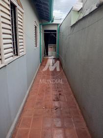 24 - Quintal/corredores