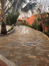 27 - Quintal/corredores