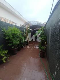 22 - Quintal/corredores
