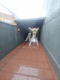 21 - Garagem/estacionamento