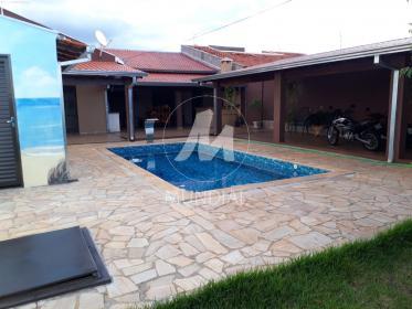 18 - Piscina