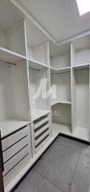 19 - Closet