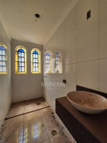 12 - Banheiro/lavabo
