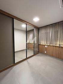 15 - Suite