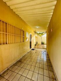 3 - Garagem/estacionamento