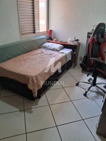 13 - Dormitorio