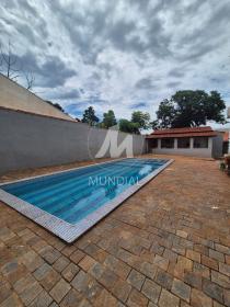 22 - Piscina