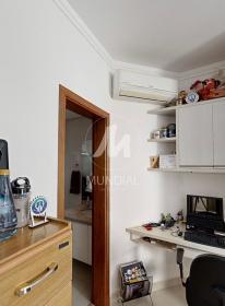 17 - Dormitorio