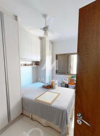 18 - Dormitorio